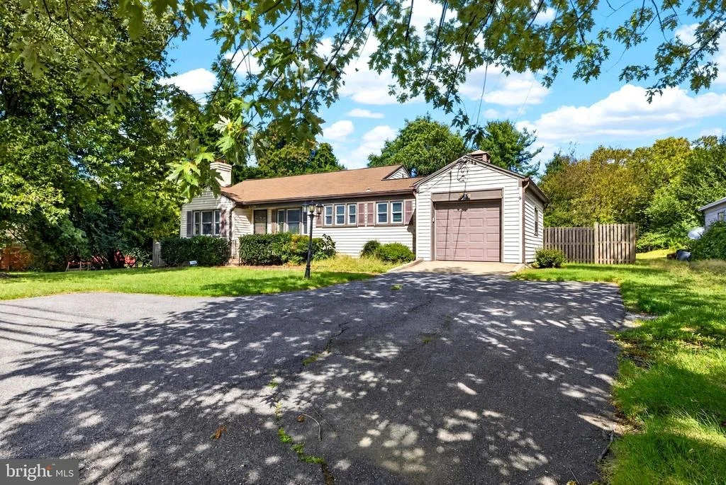 Photo of 2326 FAIRLAND ROAD