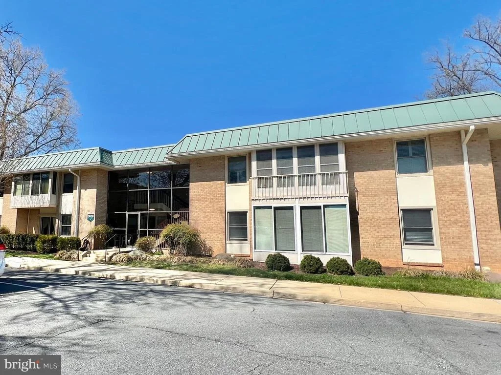 Photo of Unit 82D at 3630 GLENEAGLES DRIVE