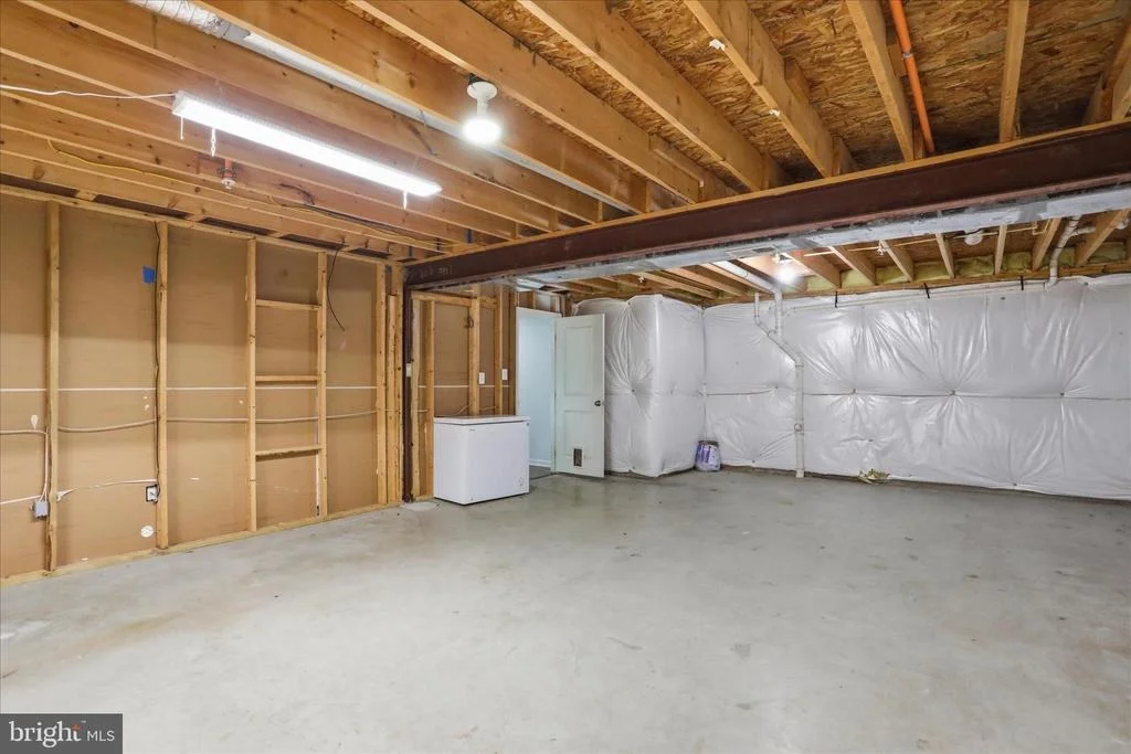 Photo of 1304 MOORE SPRING COURT