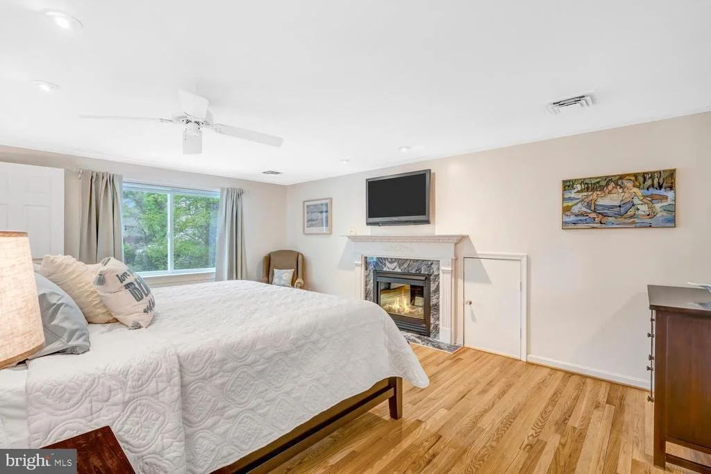 Photo of 4212 PICKERING PLACE
