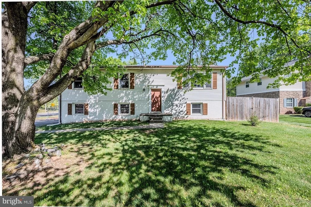 Photo of 8914 CHERRY TREE LANE