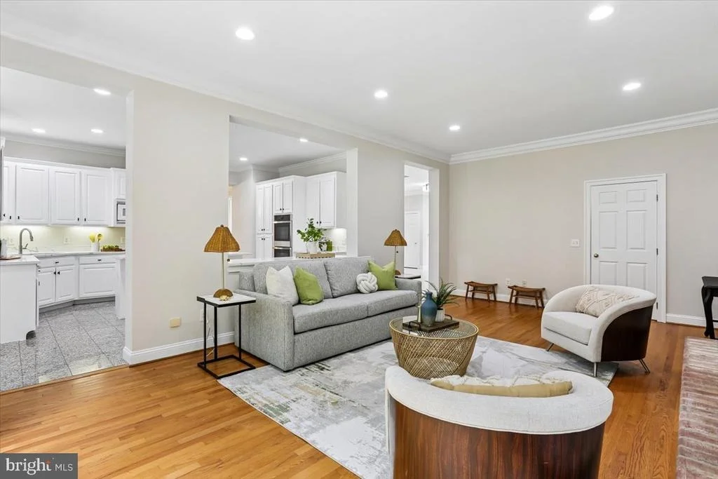Photo of 9217 FALL RIVER LANE