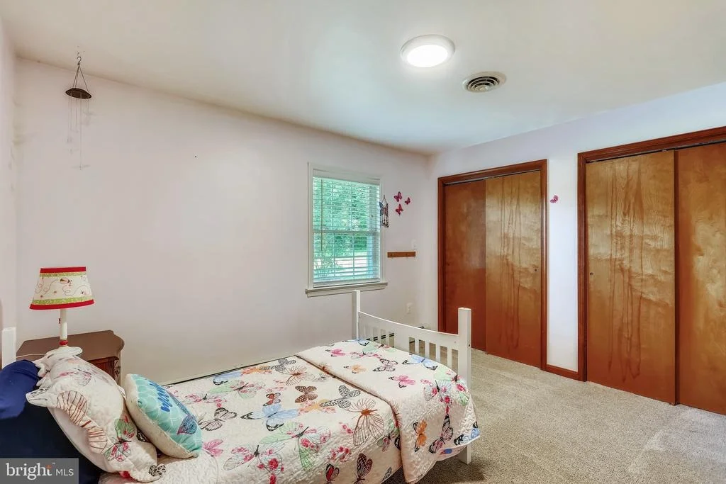 Photo of 24120 DOREEN DRIVE