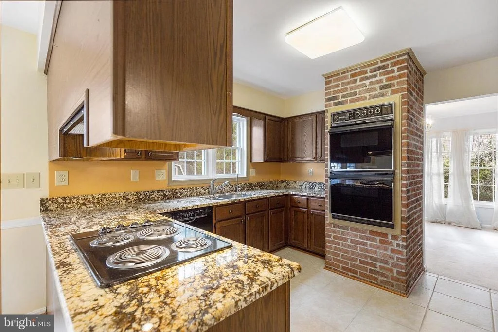 Photo of 1386 REDWOOD CIRCLE