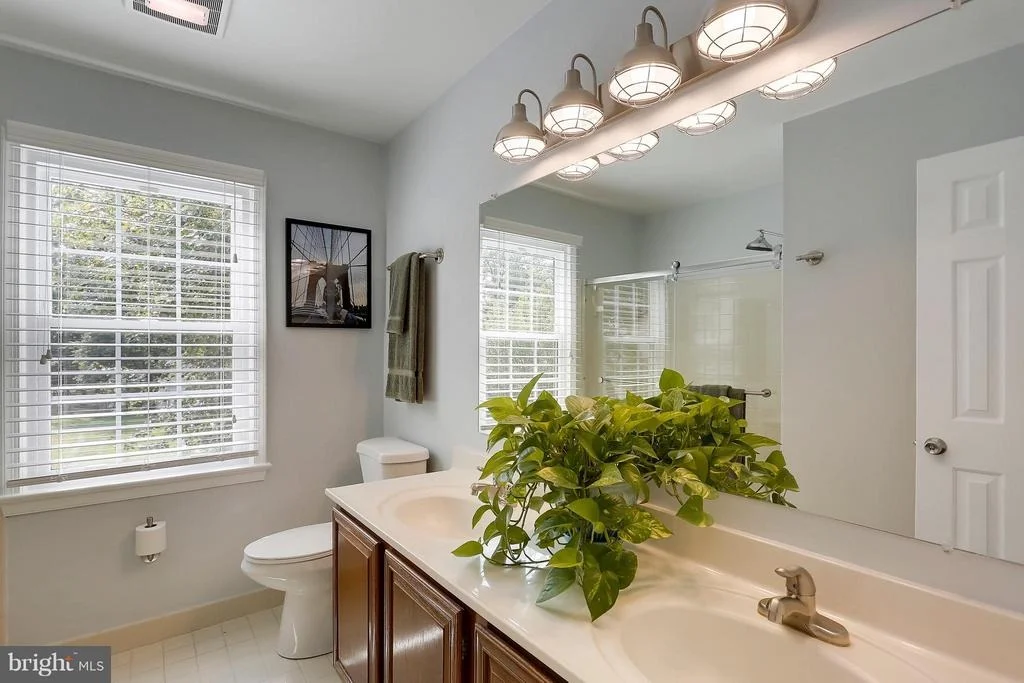 Photo of 4617 THORNHURST DRIVE