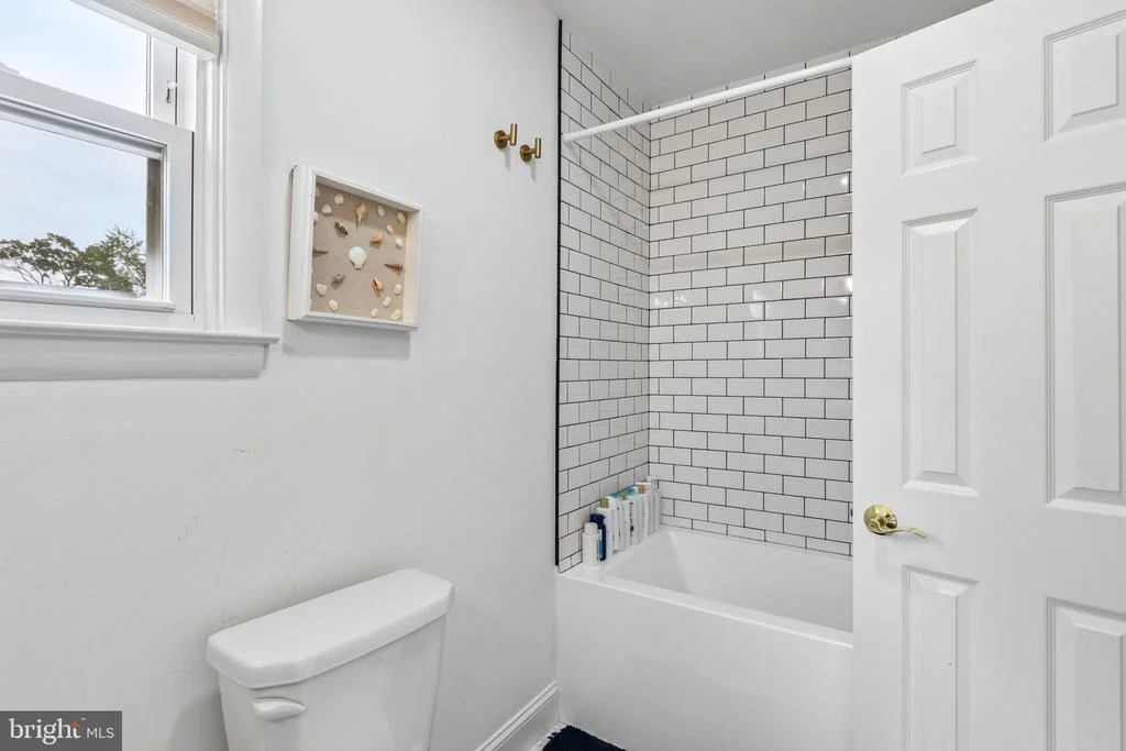 Photo of 865 WORTHINGTON DRIVE