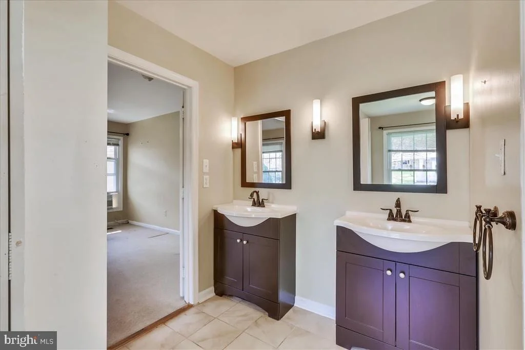 Photo of 3005 BIRCHTREE LANE