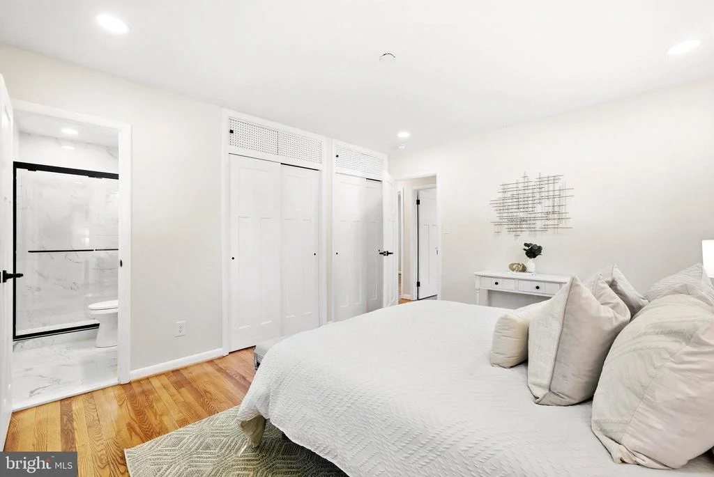 Photo of 40810 MEADOW DRIVE