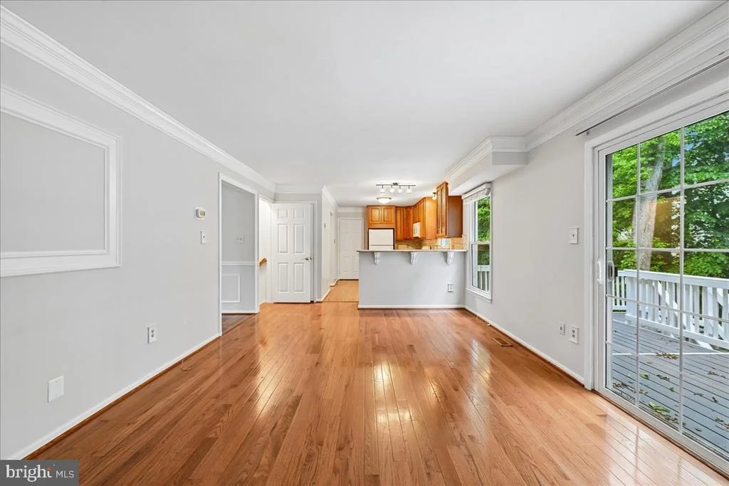 Photo of 7592 RUXTON DRIVE