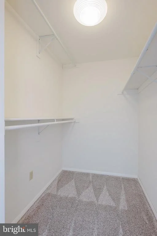 Photo of 406 LABURNUM ROAD