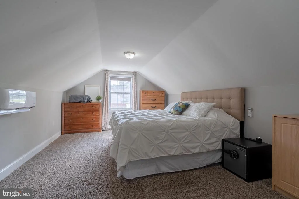 Photo of 130 SMITH AVENUE