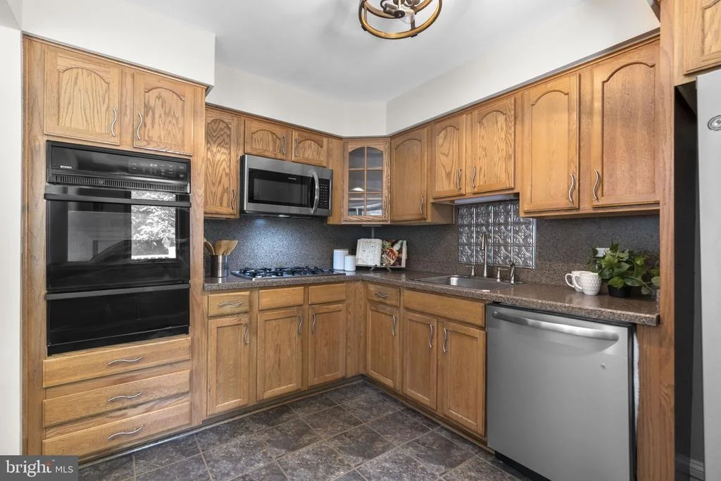 Photo of 25 CASCADE ROAD