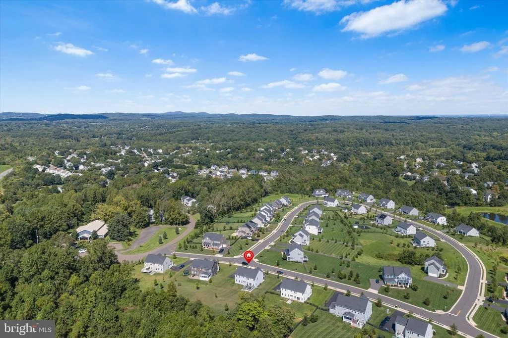 Photo of 6589 BOB WHITE DRIVE