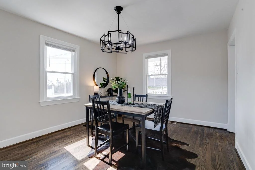 Photo of 605 WALNUT AVENUE