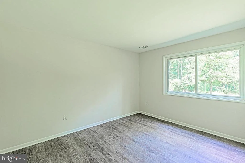Photo of 11216 LEATHERWOOD DRIVE