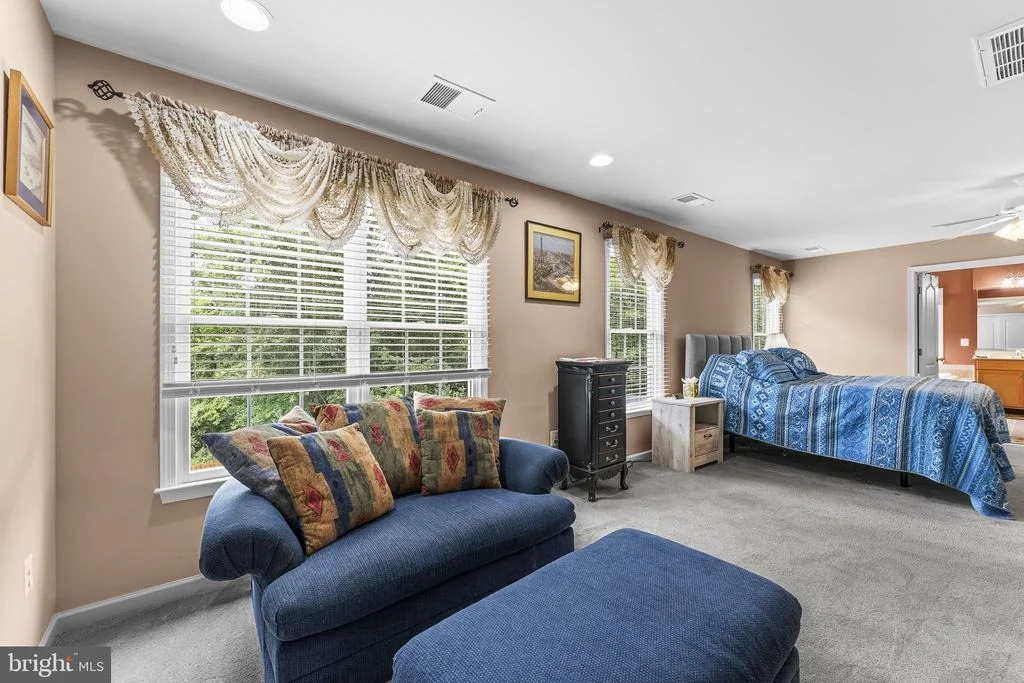 Photo of 5777 WATERLOO BRIDGE CIRCLE