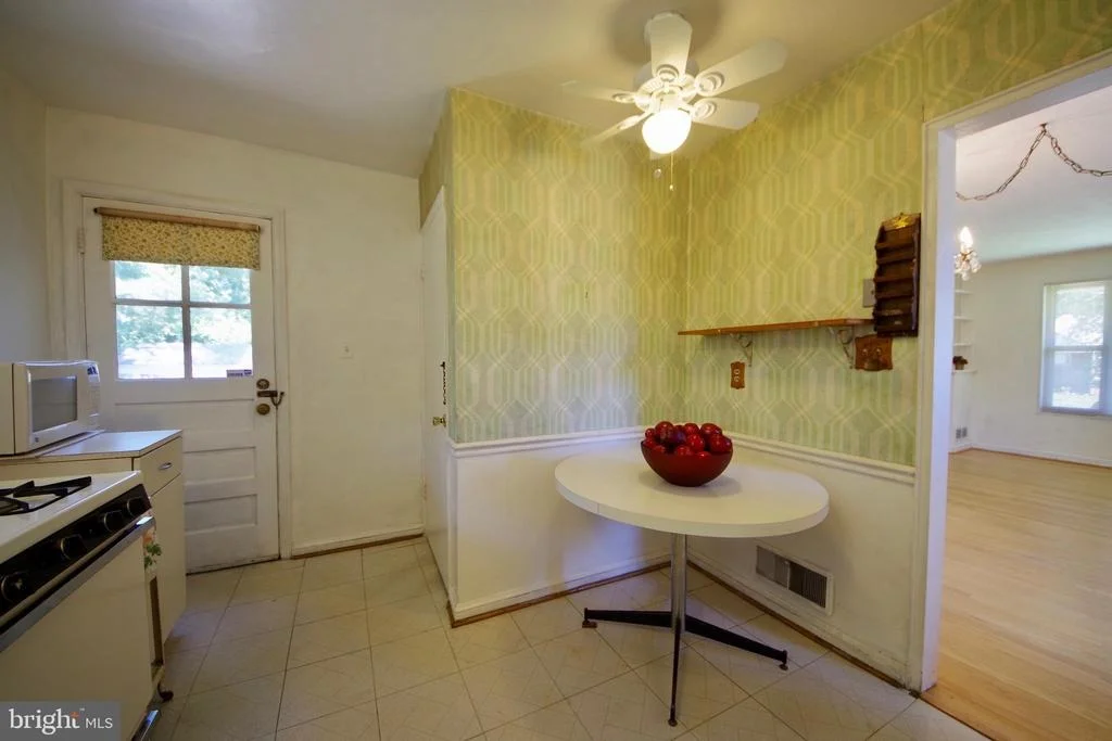 Photo of 10409 ROYALTON TERRACE
