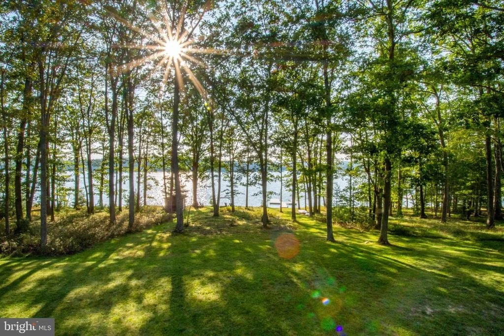 Photo of 1677 SHORELINE DRIVE