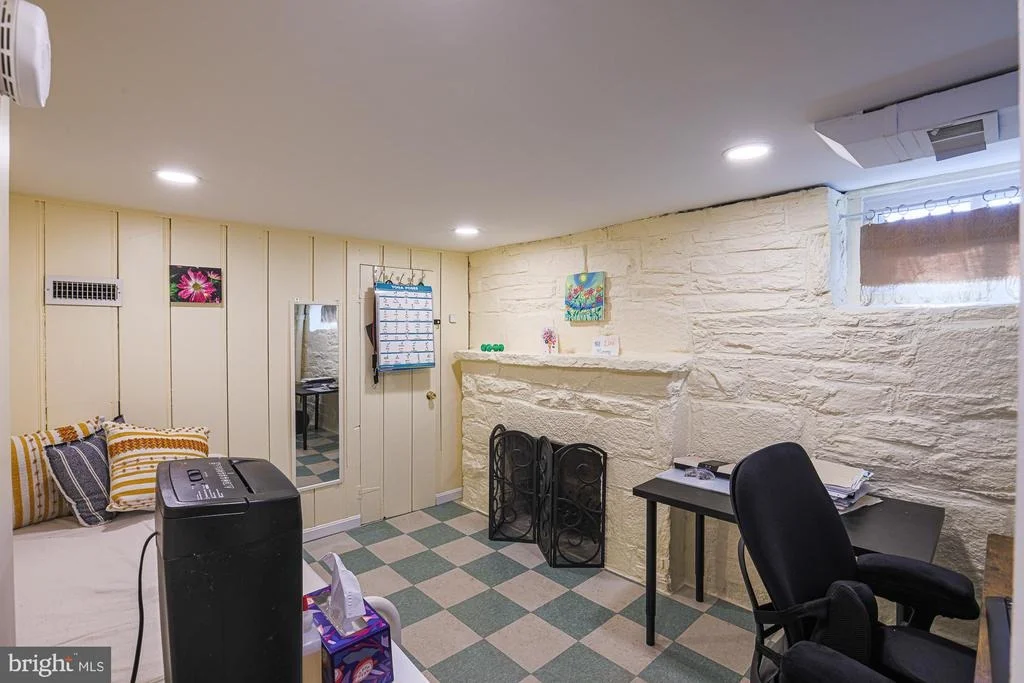 Photo of 2600 TANEY ROAD