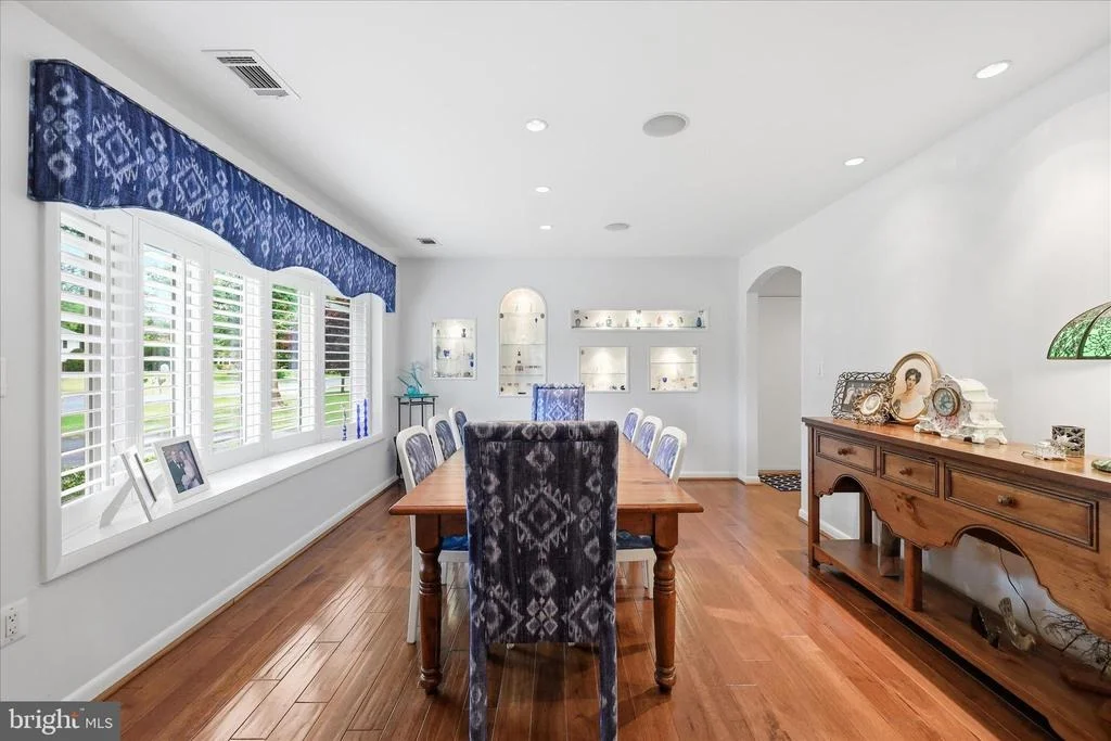 Photo of 6796 SUNNYBROOK DRIVE