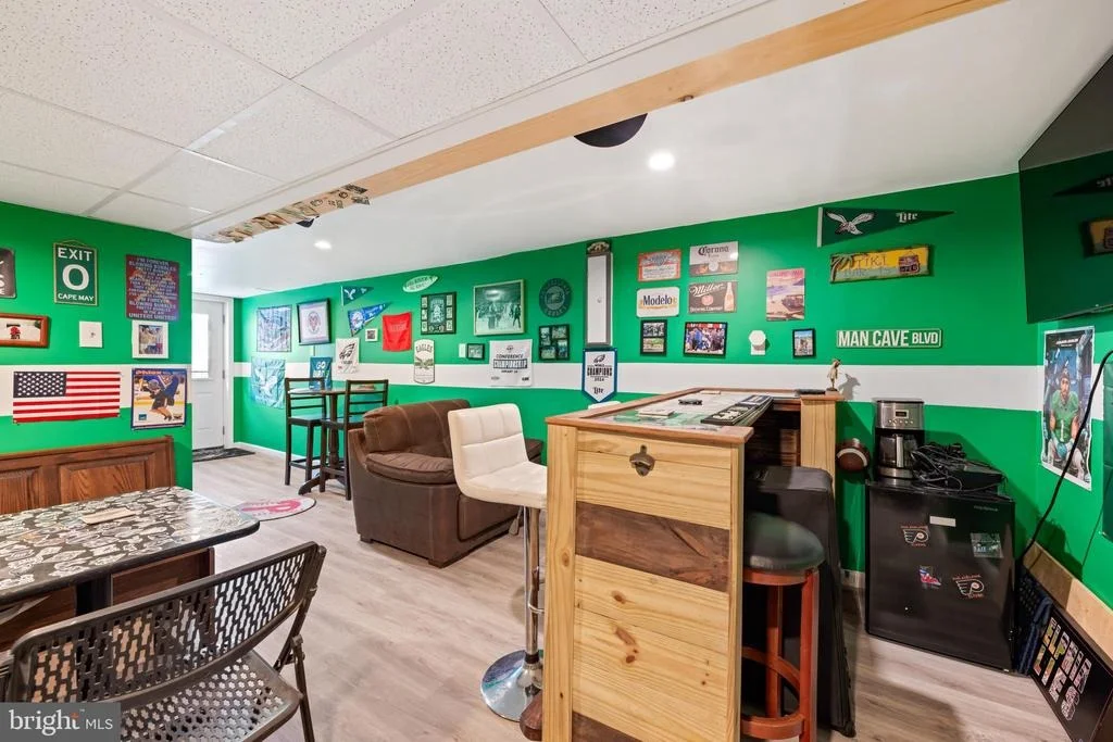Photo of 215 BOULEVARD AVENUE