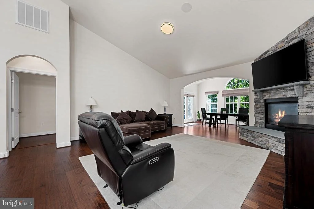 Photo of 25079 CHAFEE CIRCLE