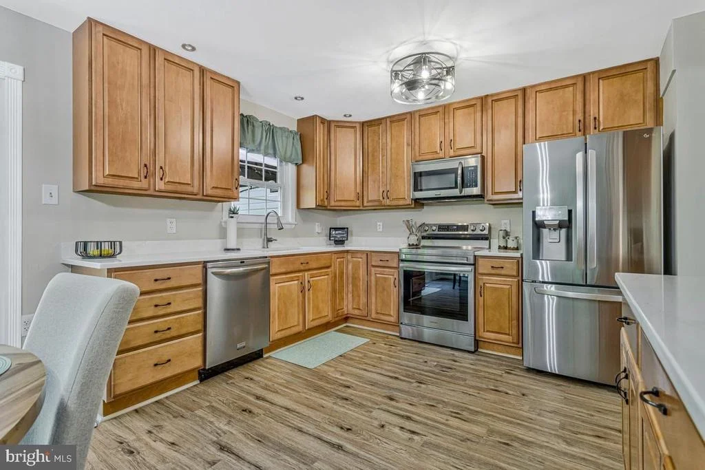 Photo of 9017 MEGAN CIRCLE