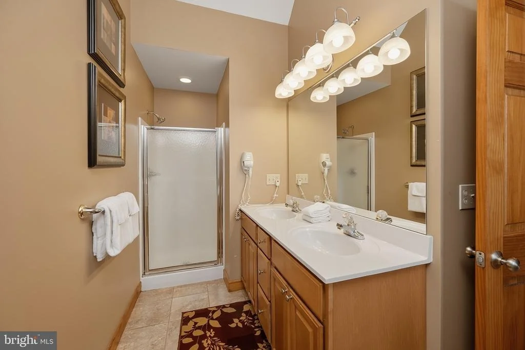 Photo of 250 LAKE POINTE DRIVE