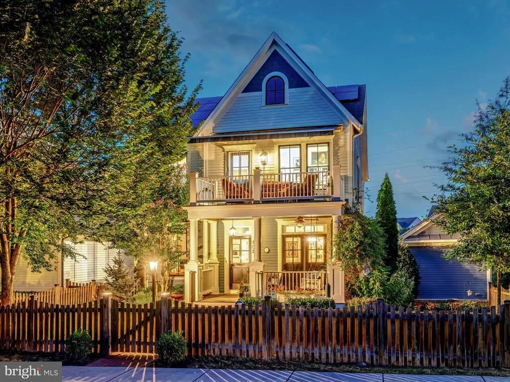 Photo of 802 VINE STREET