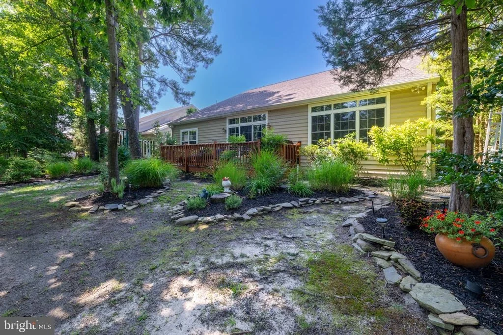 Photo of 123 BEAVER DAM REACH