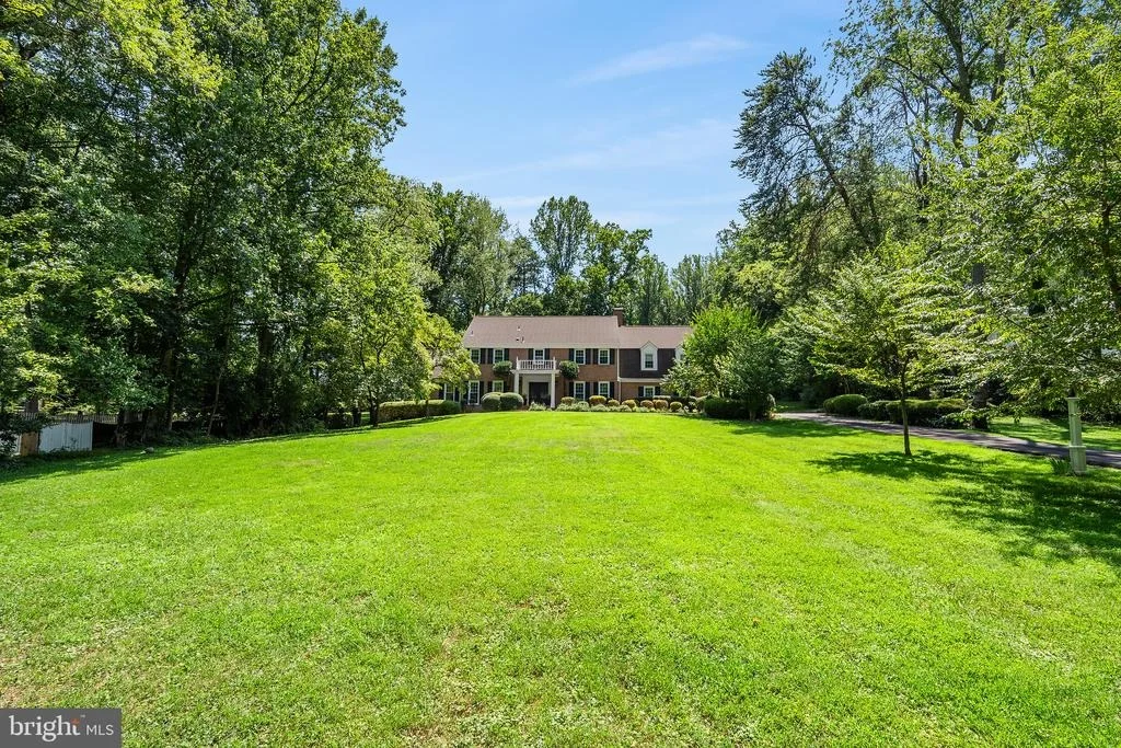 Photo of 7821 OLD DOMINION DRIVE
