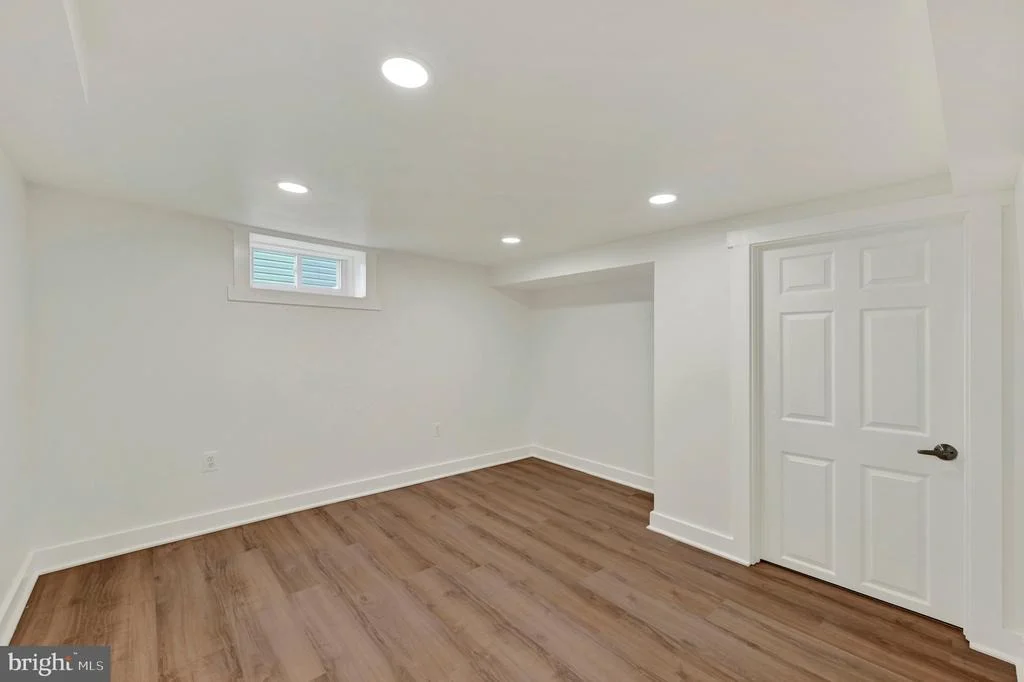 Photo of 634 LONGVIEW
