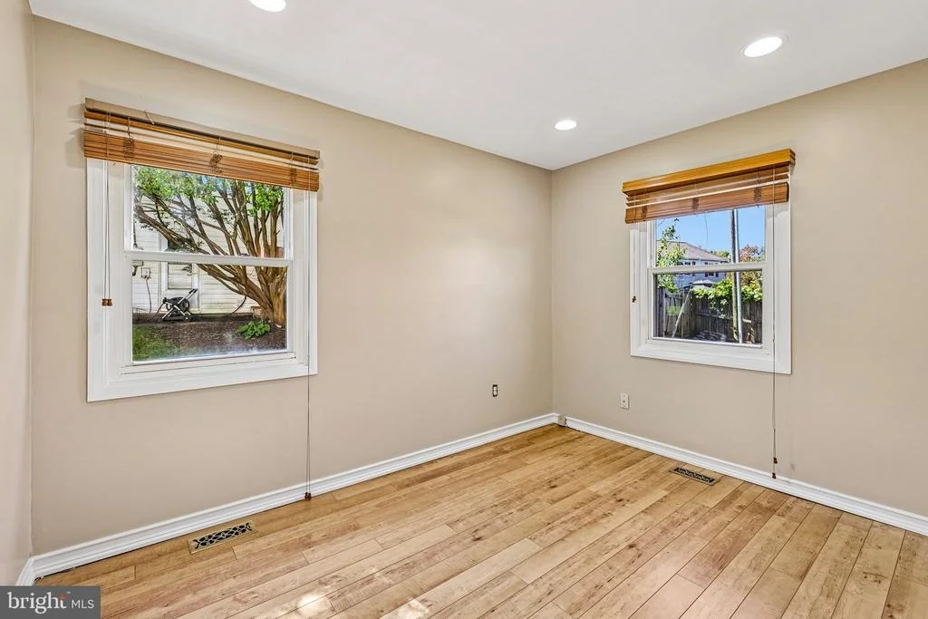 Photo of 4428 MIDDLE RIDGE DRIVE
