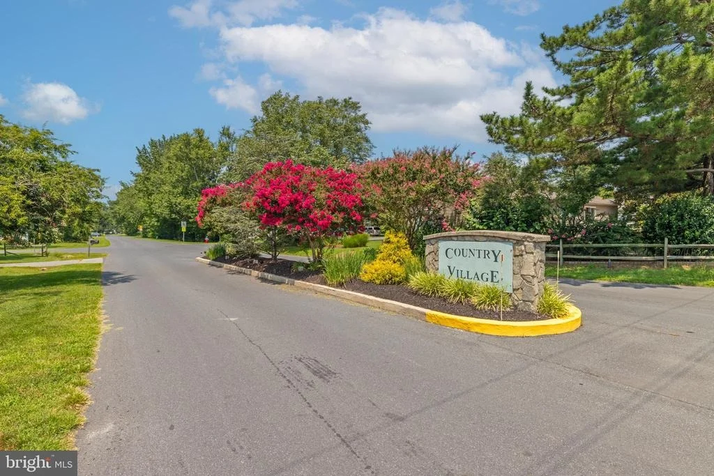 Photo of 39 N PRIMROSE LANE
