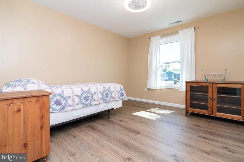 Photo of 41 DOROTHY CIRCLE