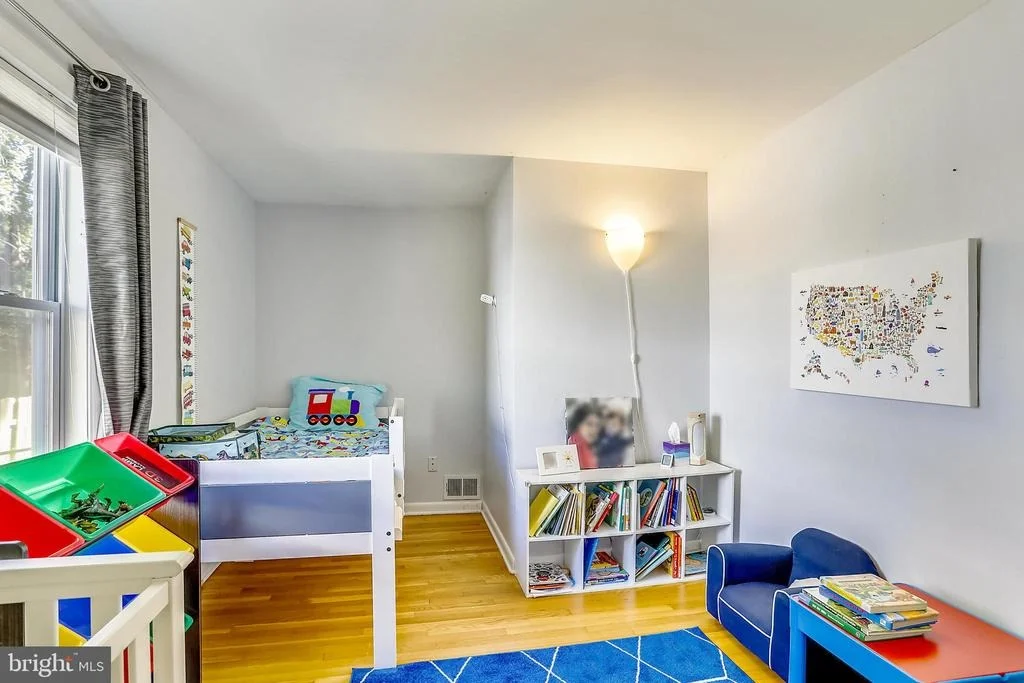 Photo of 816 HILLSBORO DRIVE