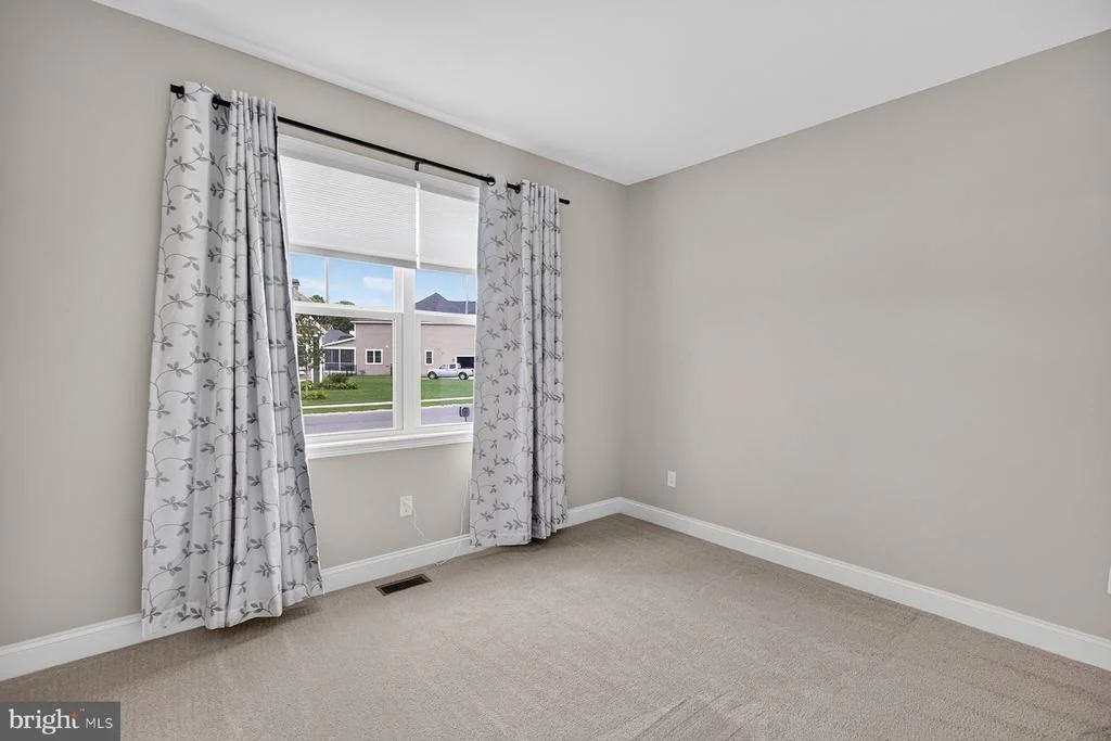 Photo of 24174 BUNTING CIRCLE