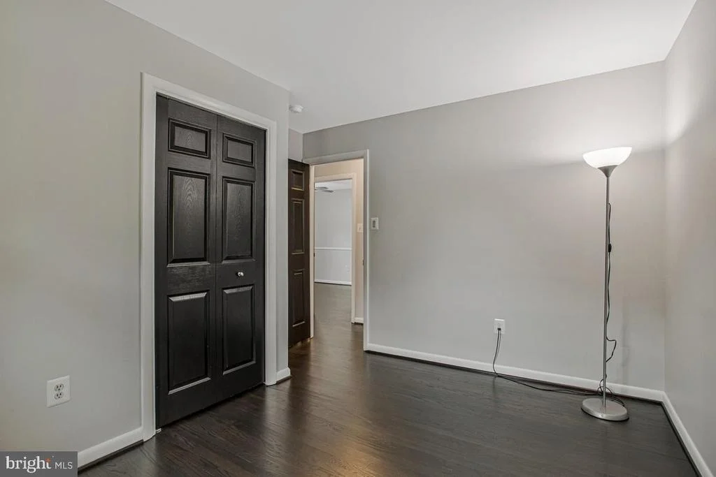 Photo of 454 MANOR ROAD