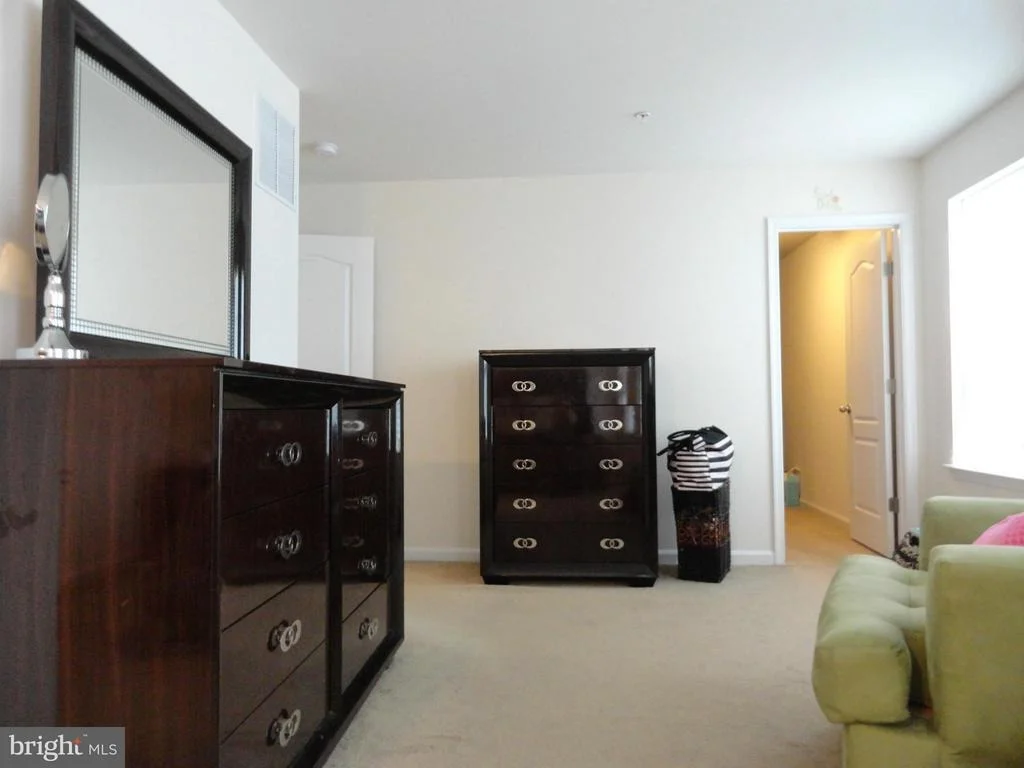 Photo of 7518 BETTYS WAY