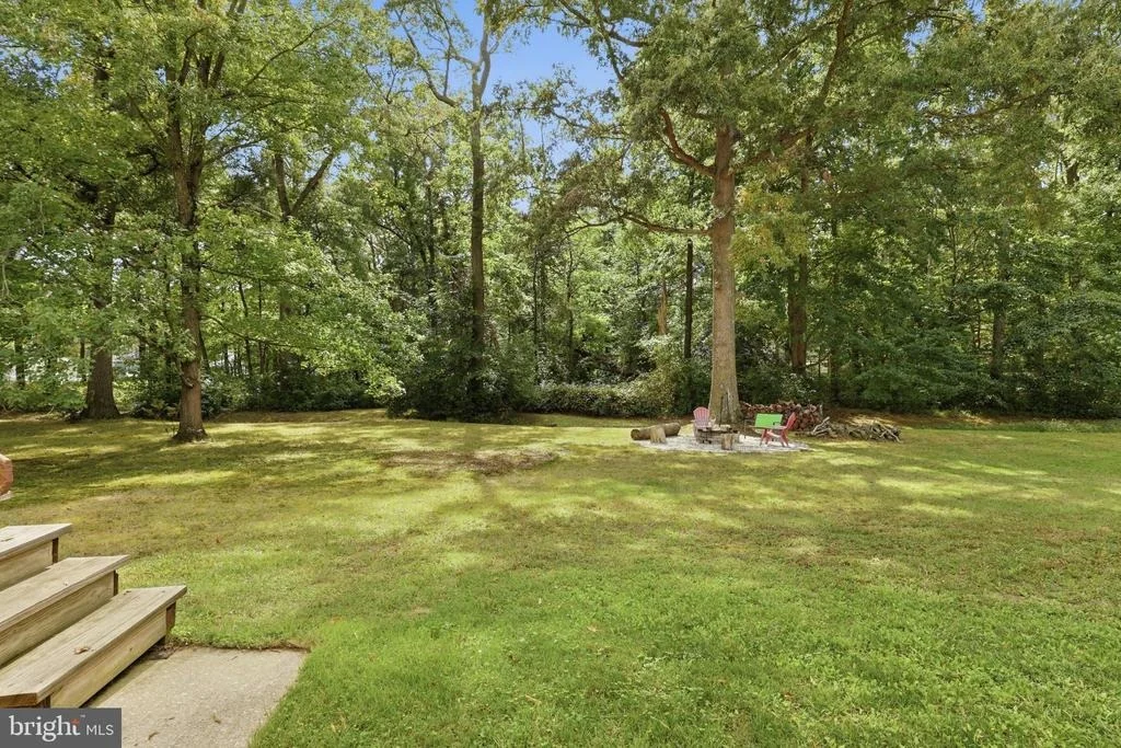 Photo of 20 MERION COURT