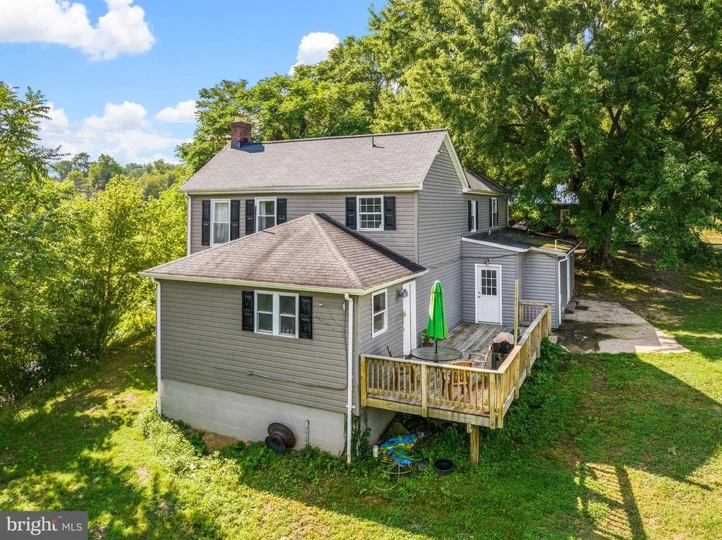 Photo of 4920 ED MCCLAIN ROAD