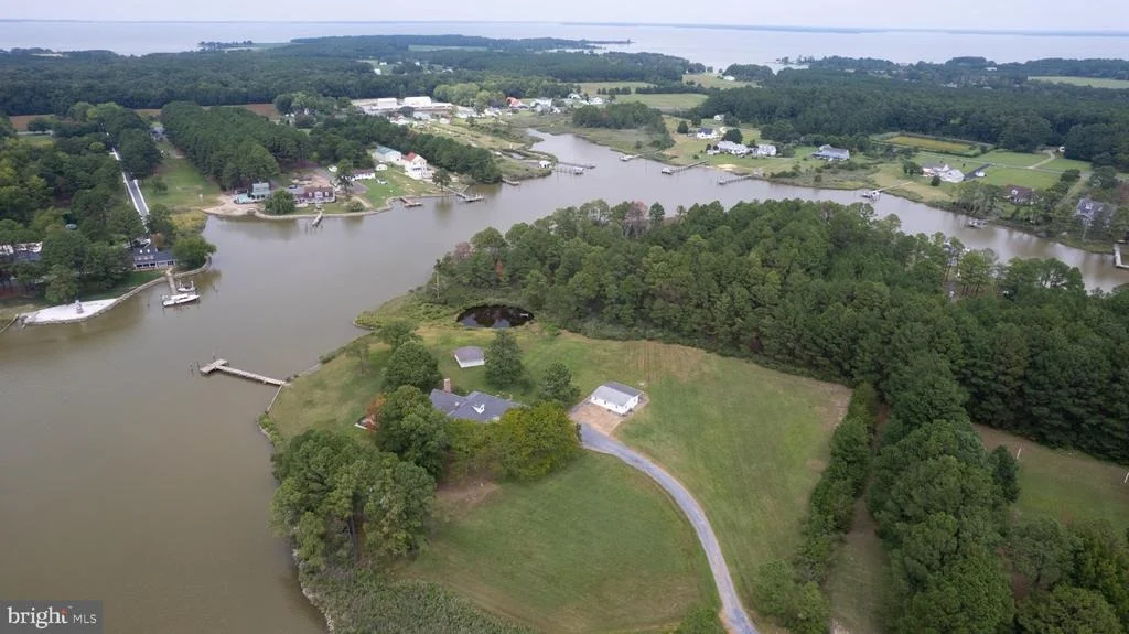 Photo of 1001 WAGNER POINT ROAD