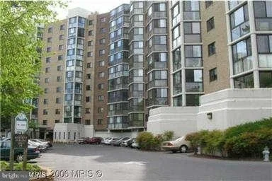 Photo of Unit 1401 at 15101 INTERLACHEN DRIVE