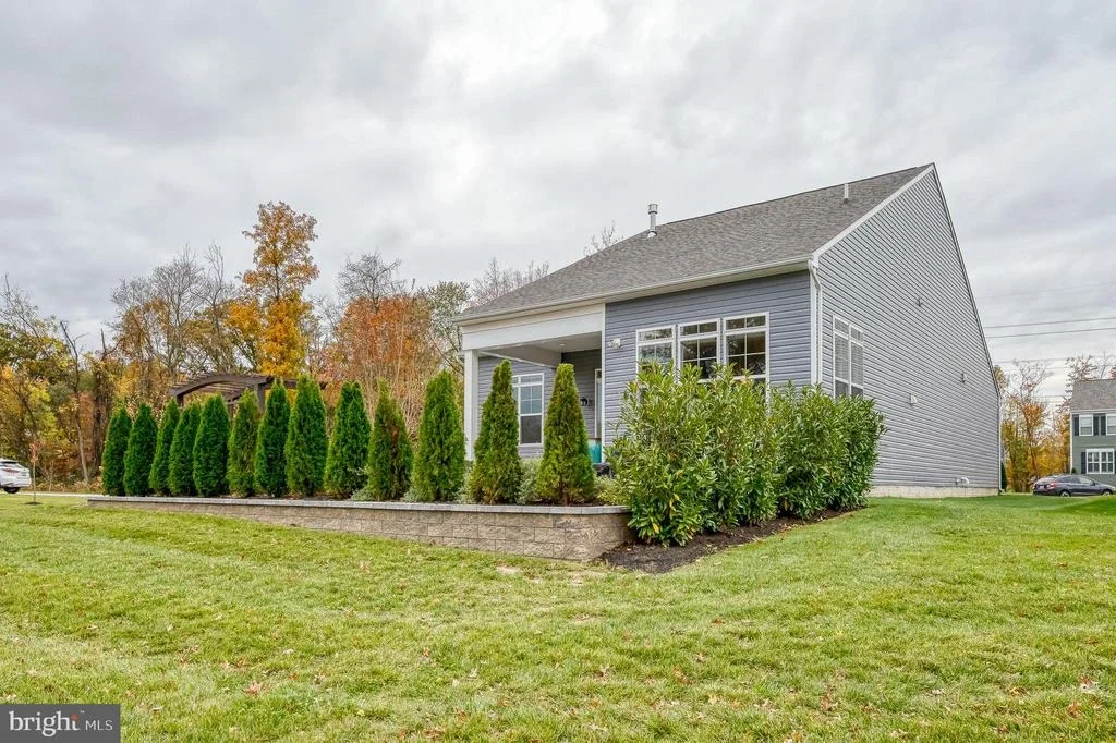 Photo of 2525 EASY STREET