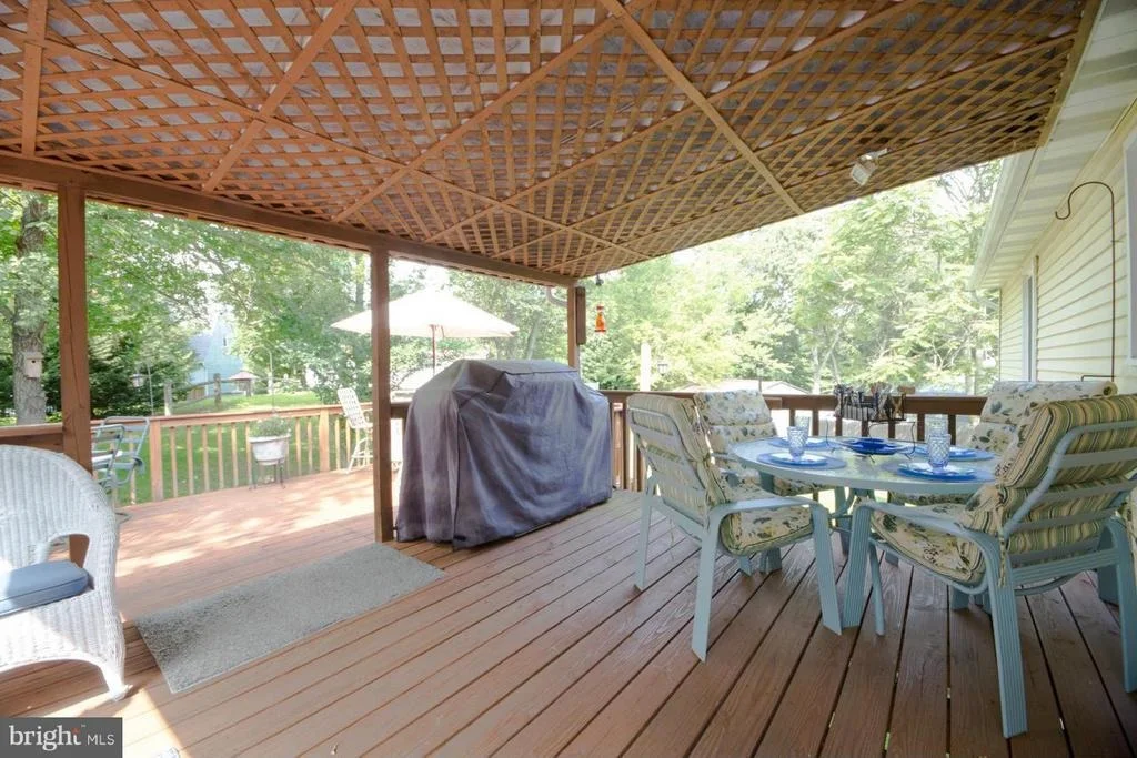Photo of 1321 CALVERT BEACH ROAD