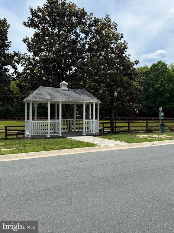 Photo of 10654 ASHFORD CIRCLE