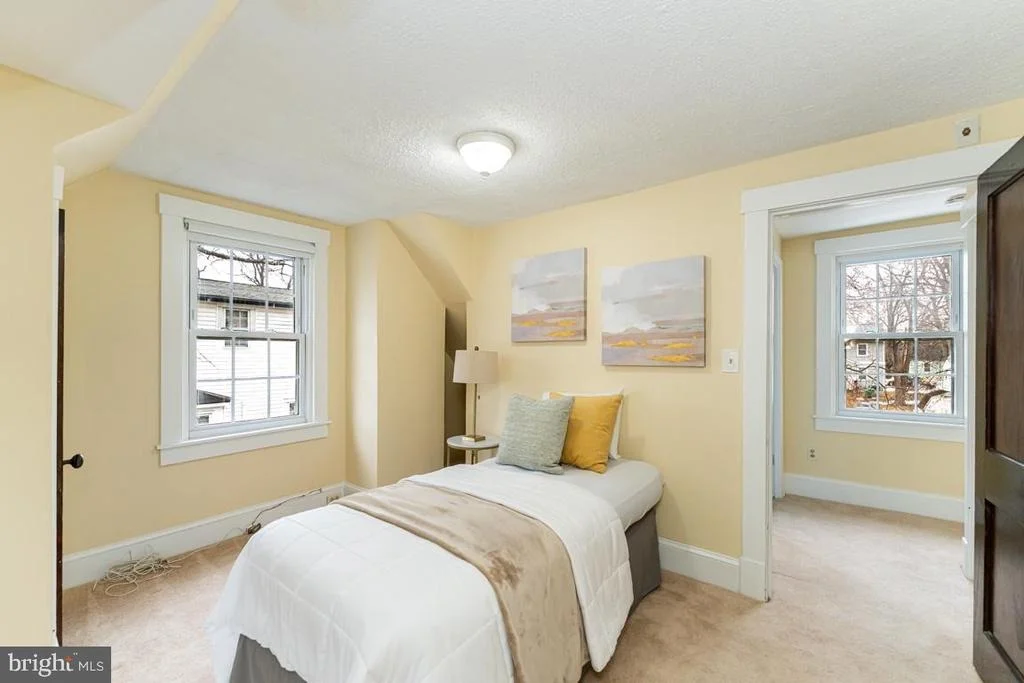 Photo of 413 TALBOTT AVENUE