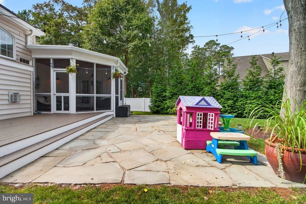 Photo of 103 CAMBRIDGE WAY