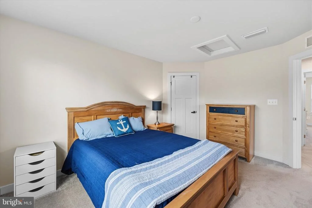 Photo of 6589 BOB WHITE DRIVE
