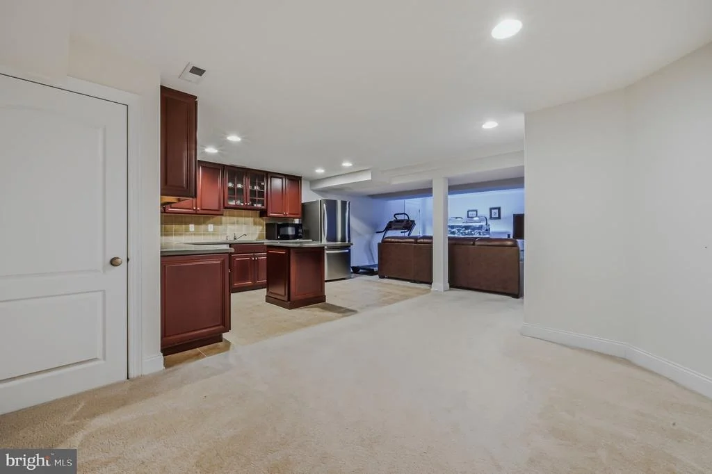 Photo of 723 PARKMAN DRIVE